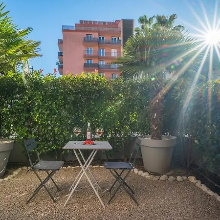 Le Coq Wagner - Parking - Air Conditioning - Pool Lejlighed Menton