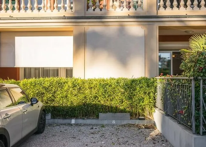 شقة Le Coq Wagner - Parking - Air Conditioning - Pool مينتون